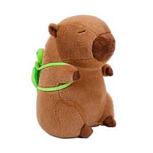 PELUCHE CAPIBARA MARRON CON MOCHILA TORTUGA VERDE (JTJUG323)