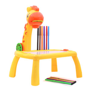 MESA PIZARRA JIRAFA PROYECTORA DE DIBUJOS CON ACCESORIOS AMARILLA (JTJUG330AMA)